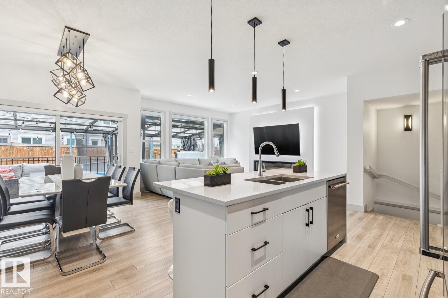 17618 63A ST NW - 10