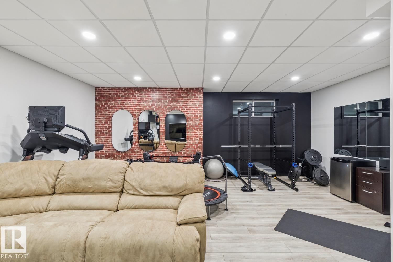 17618 63A ST NW - 54