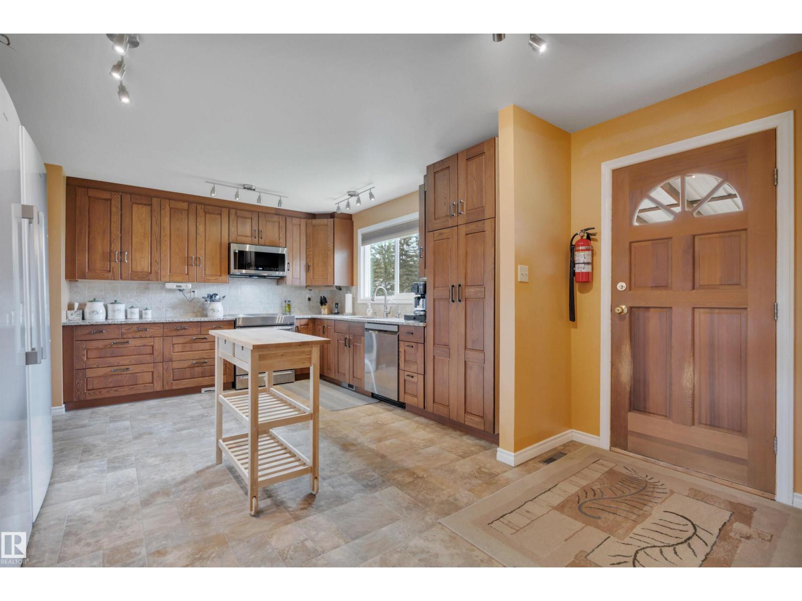 #7 53503 RGE ROAD 274 - 13