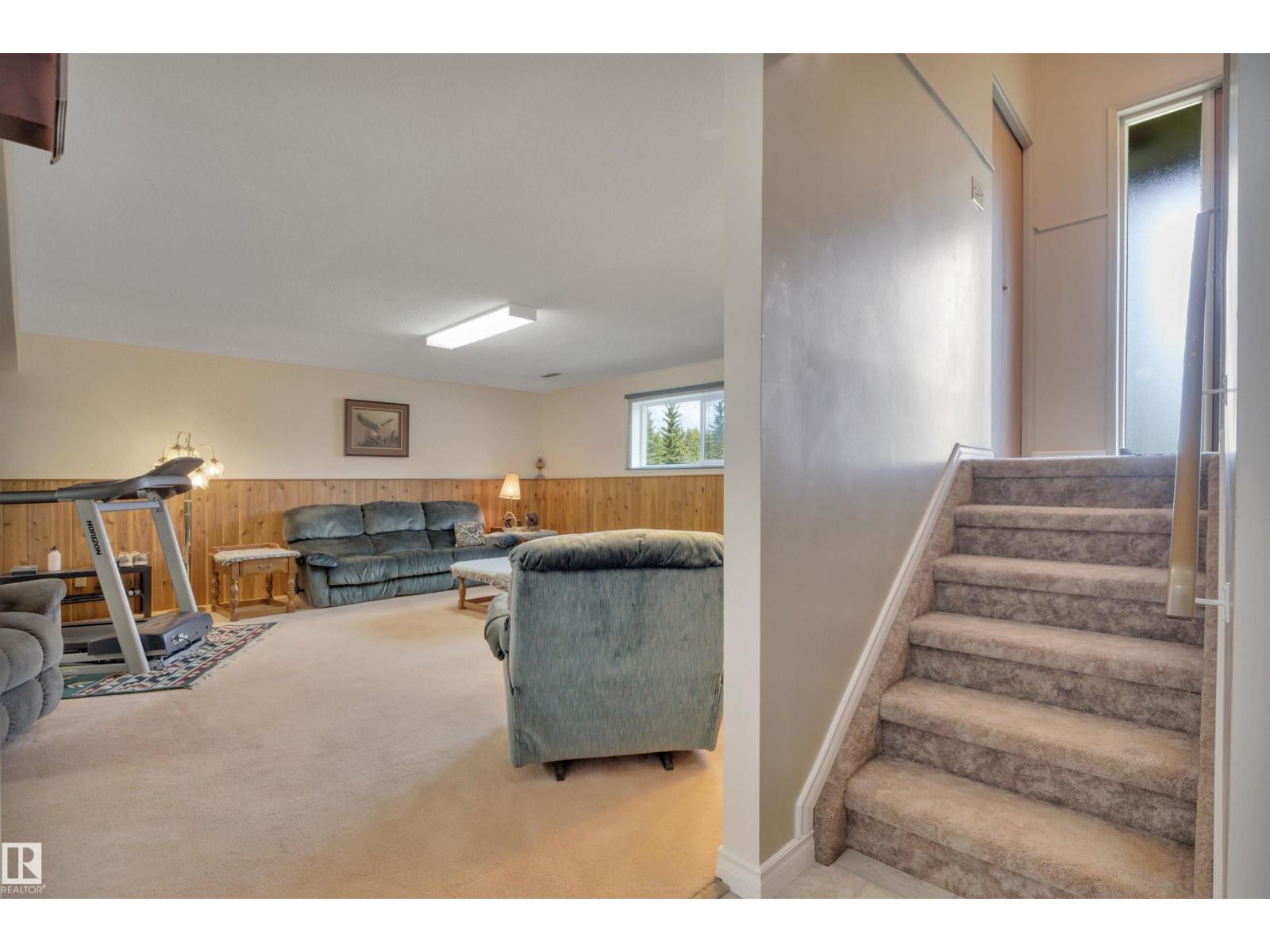 #7 53503 RGE ROAD 274 - 31