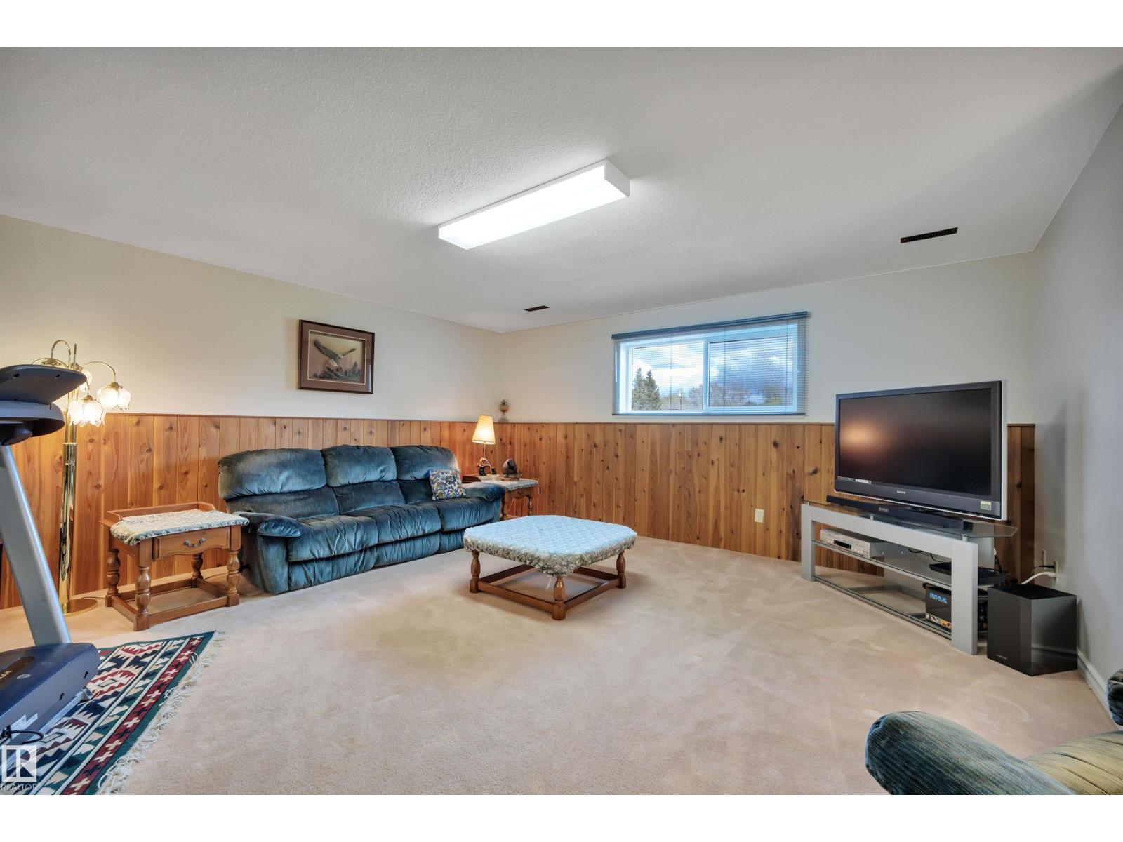 #7 53503 RGE ROAD 274 - 32