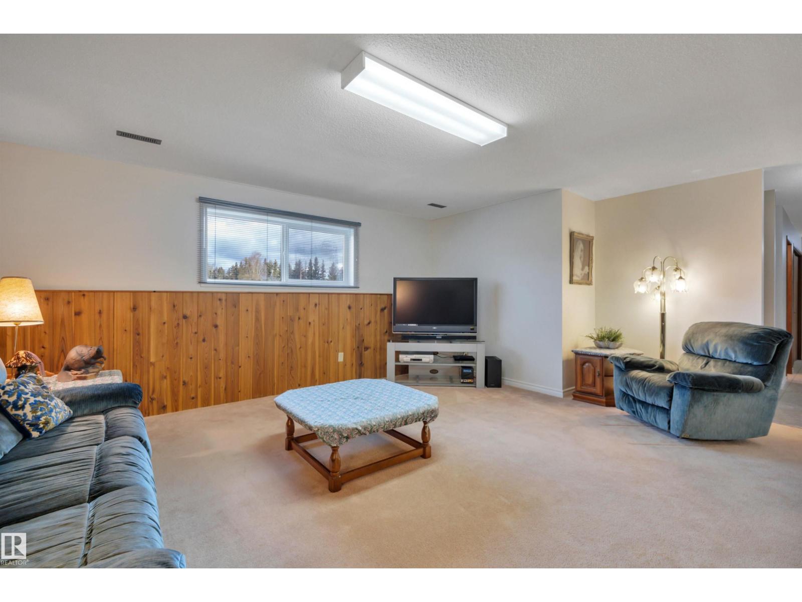 #7 53503 RGE ROAD 274 - 33
