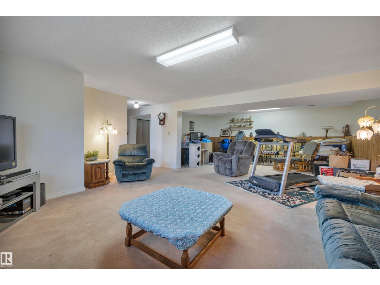 #7 53503 RGE ROAD 274 - 34