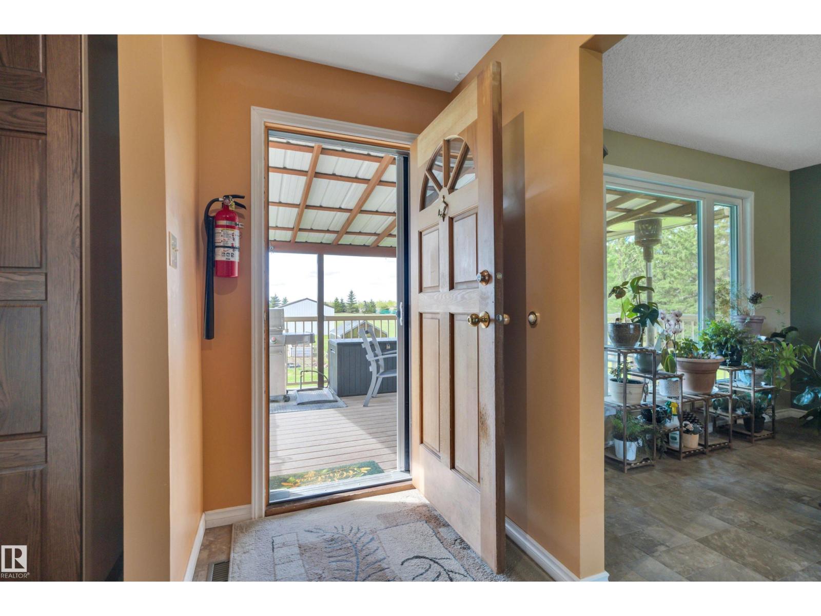 #7 53503 RGE ROAD 274 - 45
