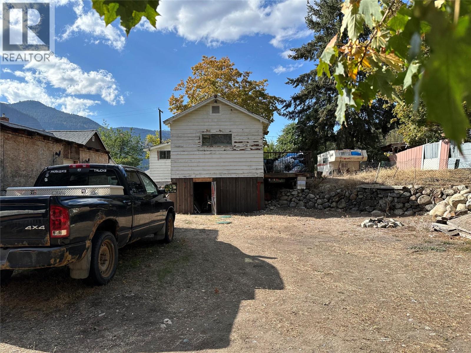 959 Cawston Avenue - 5