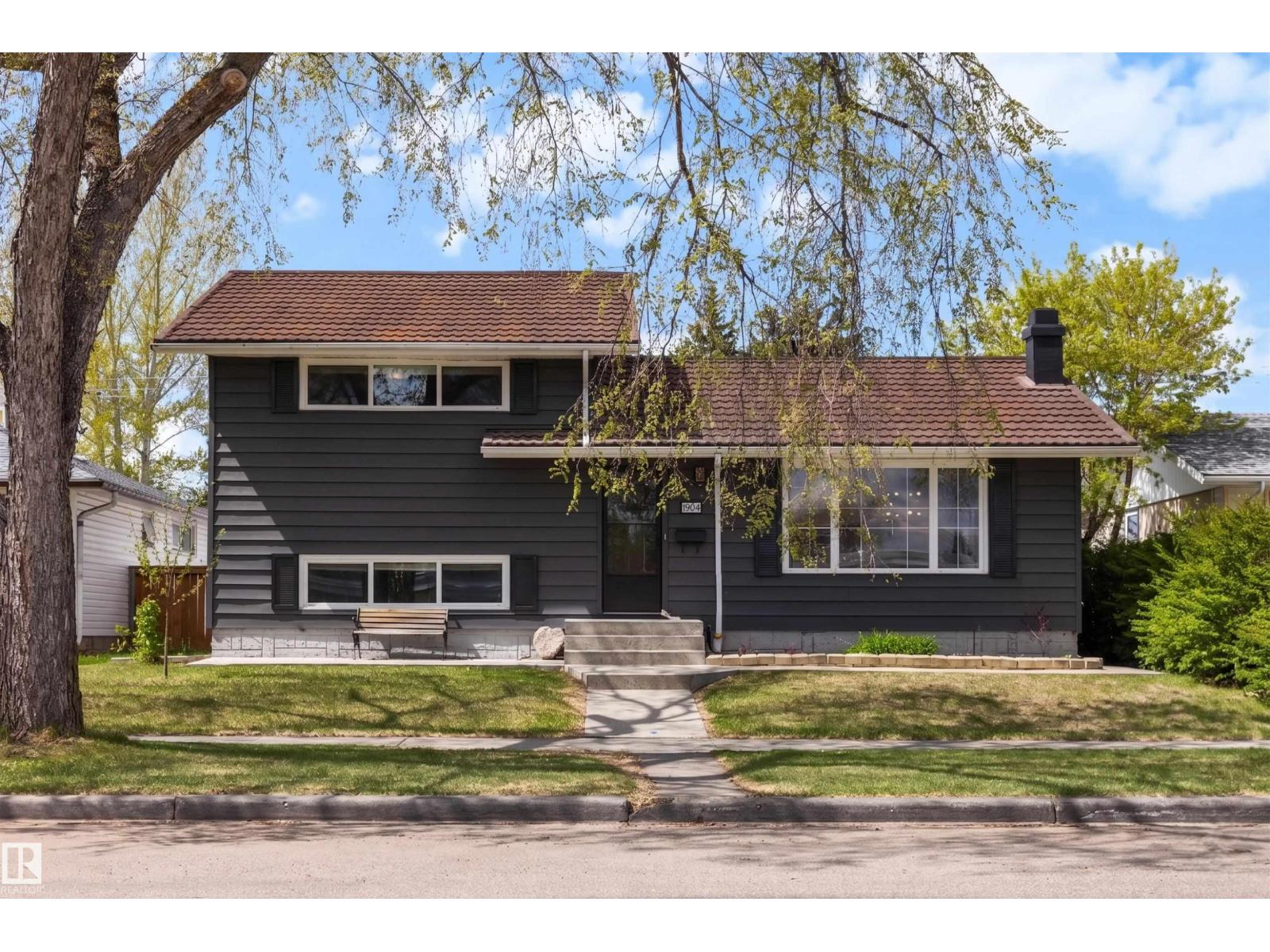 8904 168 ST NW - Image 2
