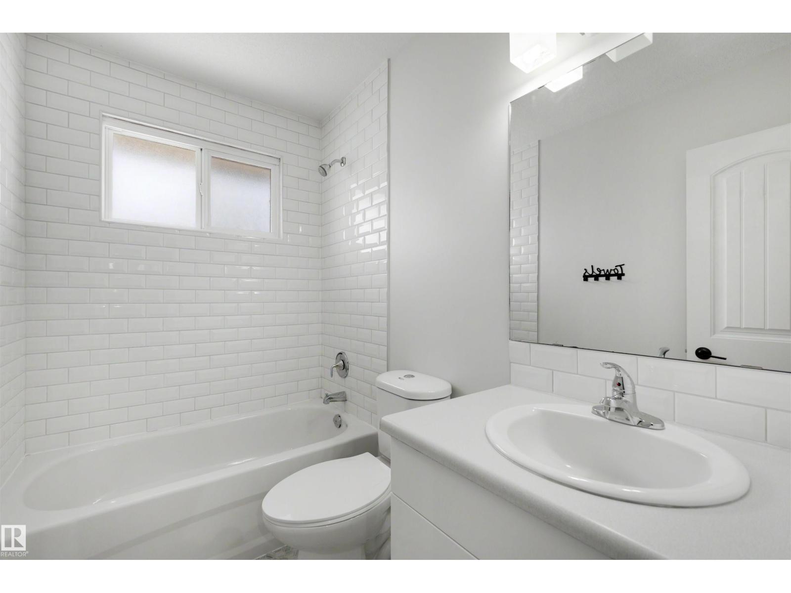 8904 168 ST NW - 20