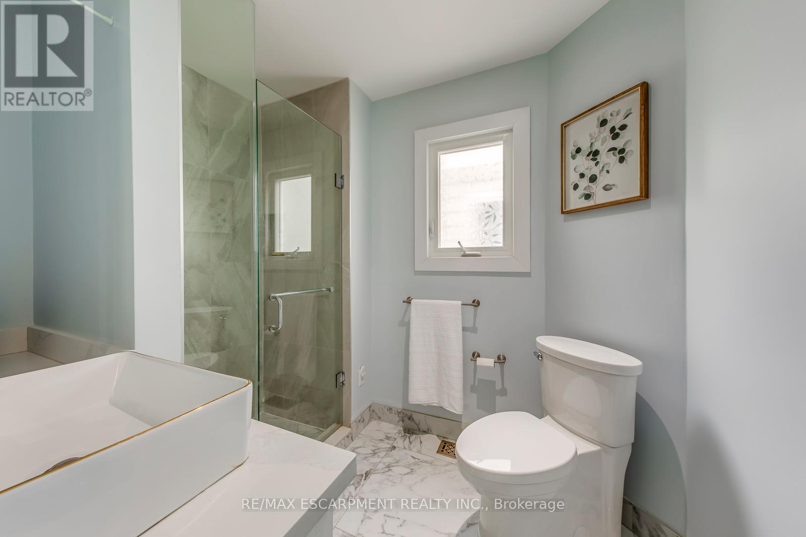 108 RUNNYMEDE ROAD - 22