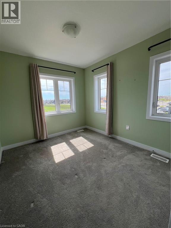 170 WHITHORN Crescent, Caledonia, Ontario, N3W0E5 — Photo 7