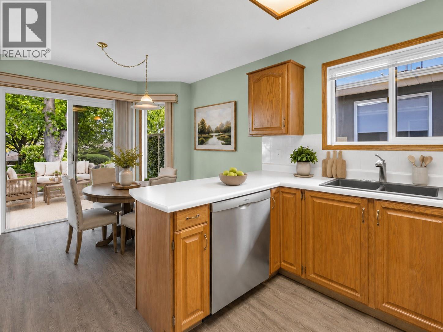 109 4035 Gellatly Road South, West Kelowna