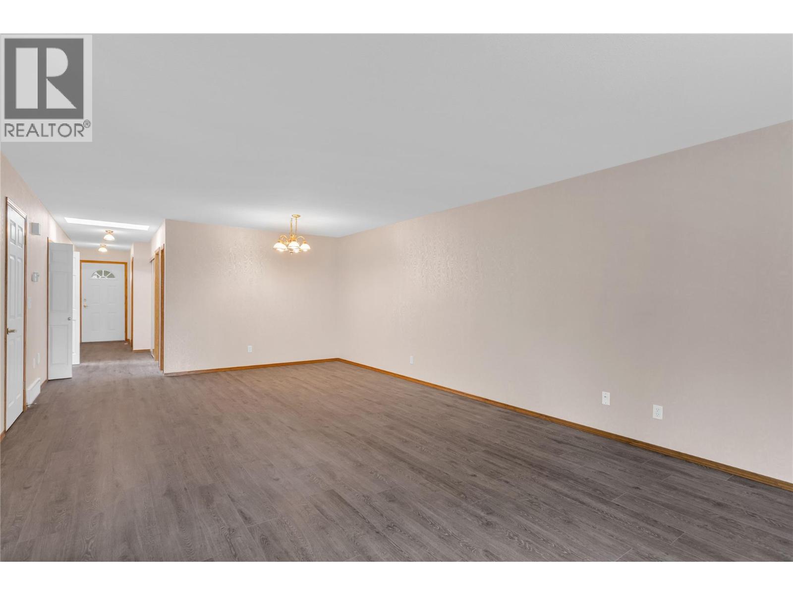 109 4035 Gellatly Road South, West Kelowna