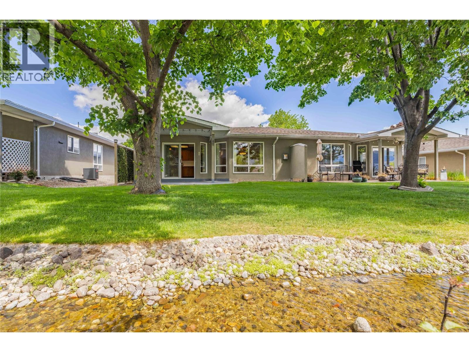 109 4035 Gellatly Road South, West Kelowna