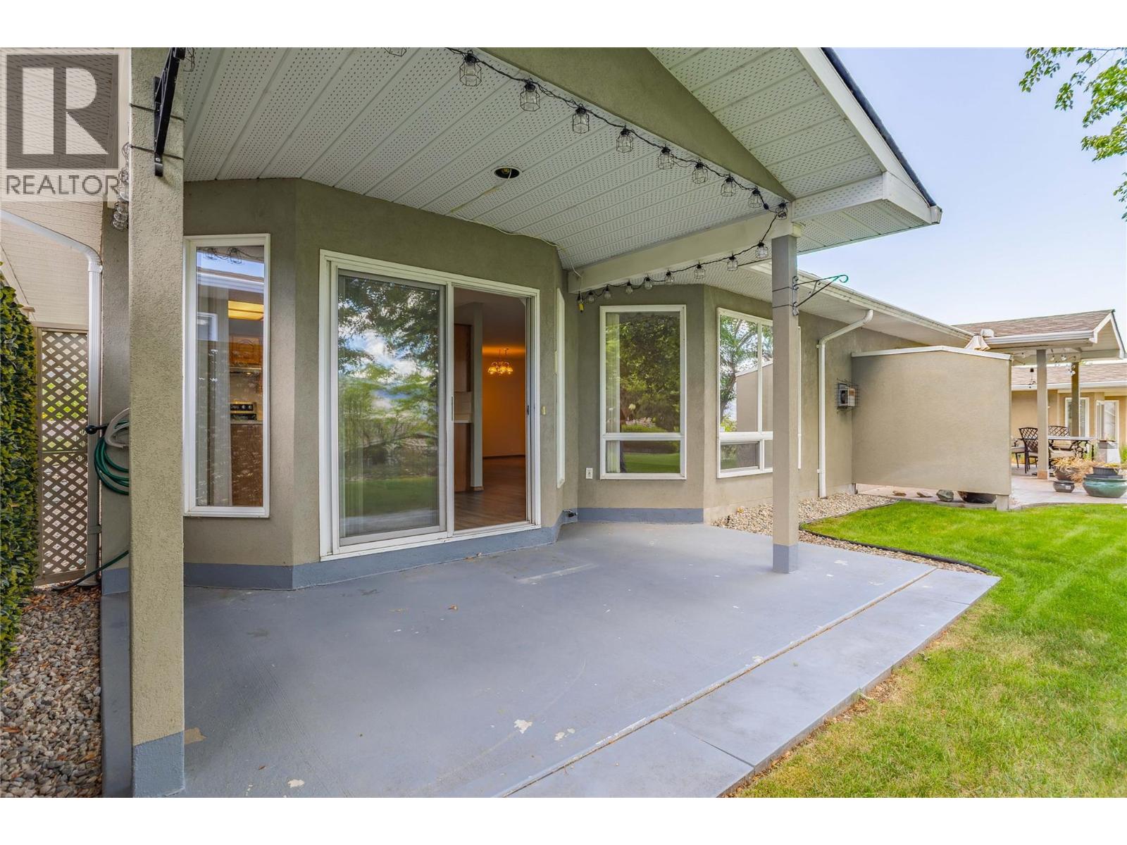 109 4035 Gellatly Road South, West Kelowna