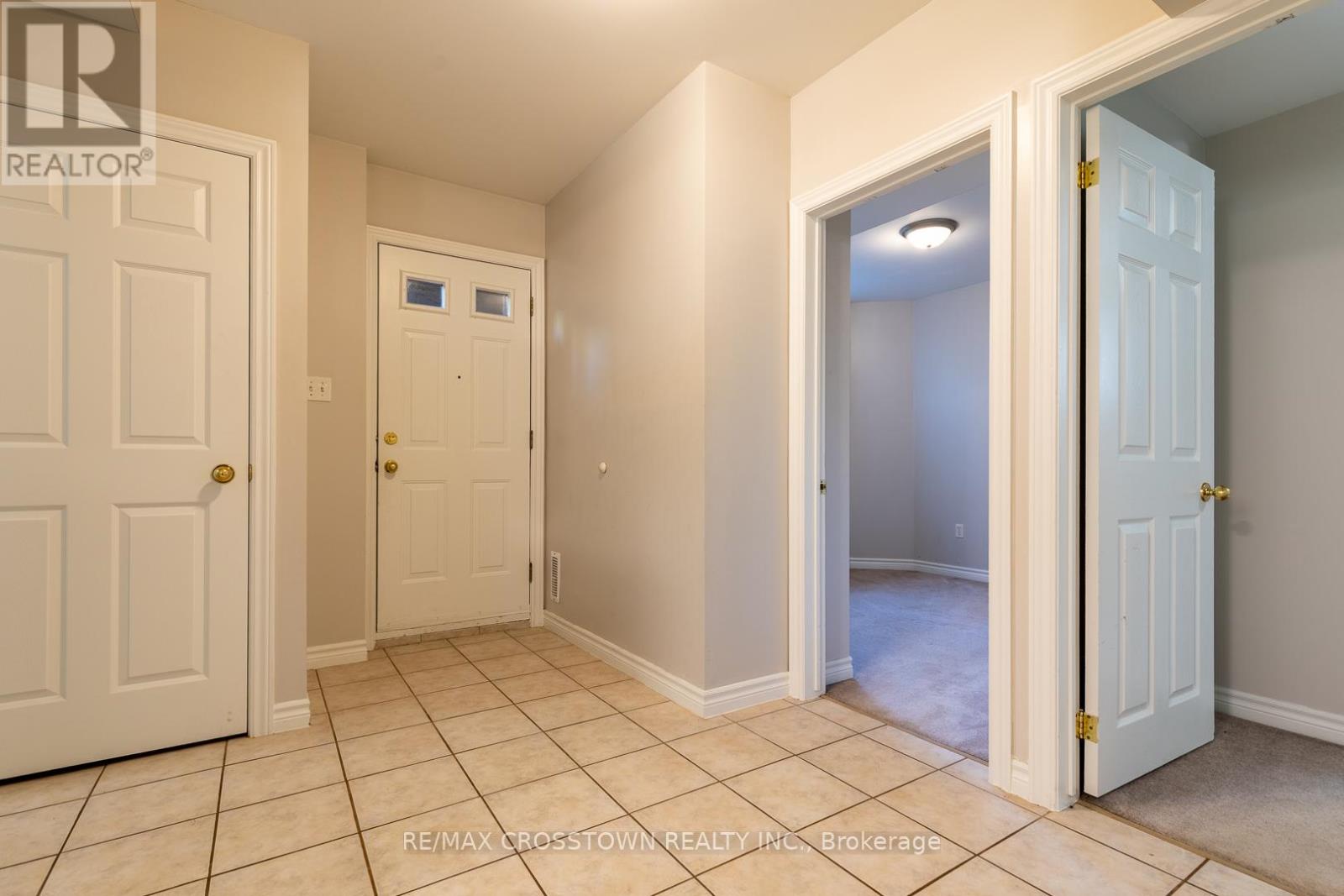 156 PRINGLE DRIVE - 23