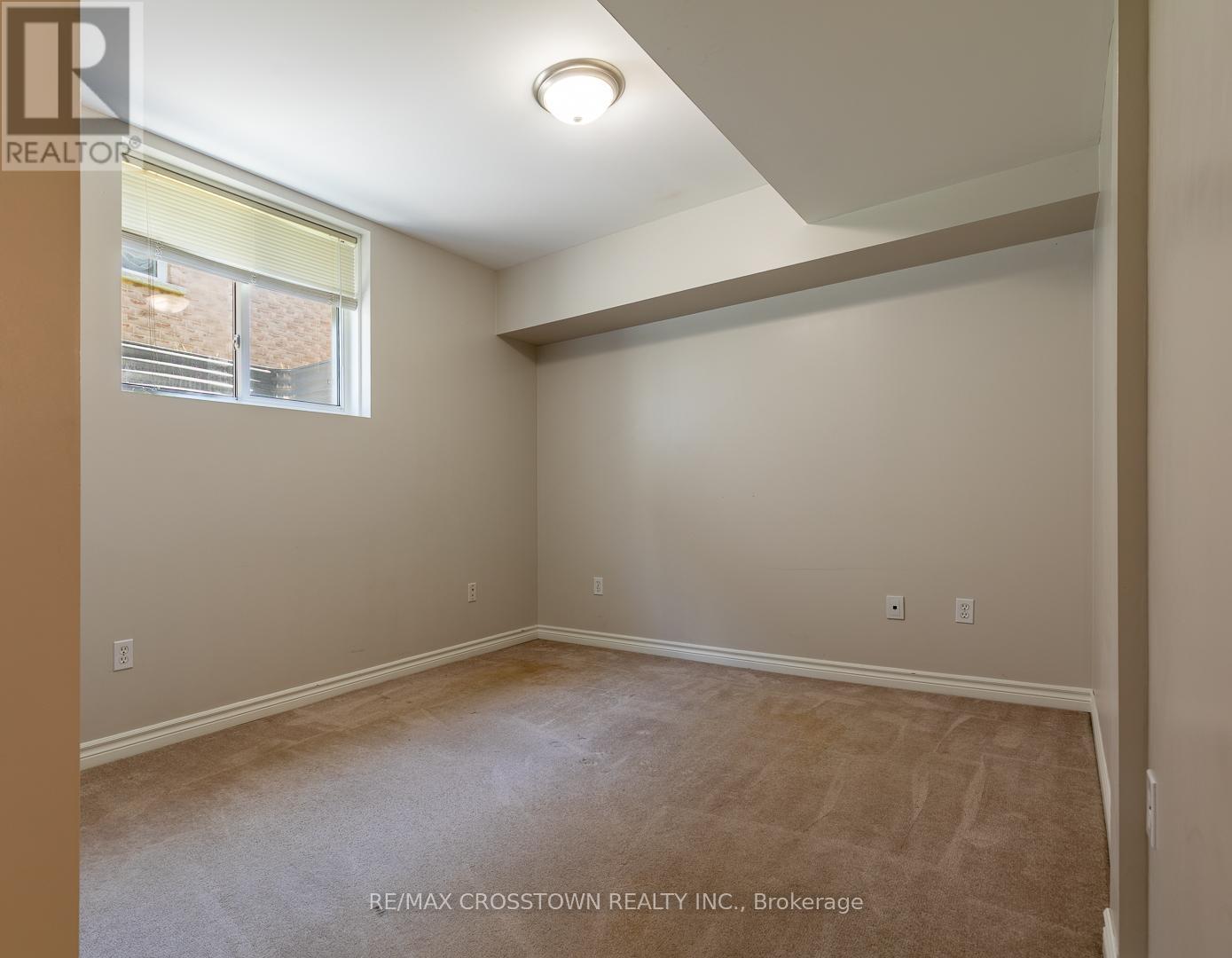 156 PRINGLE DRIVE - 27