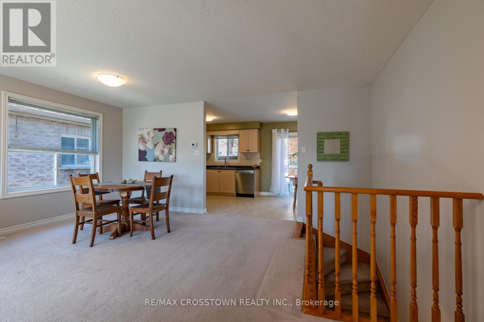 156 PRINGLE DRIVE - 6