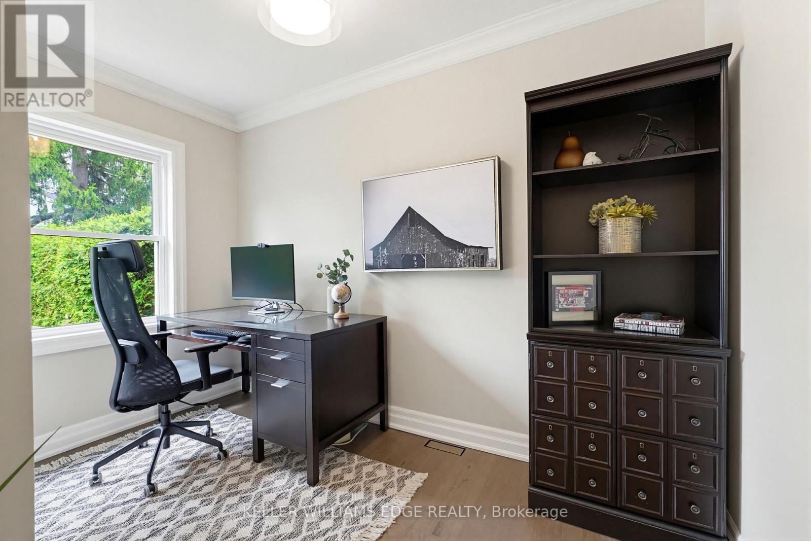 586 WOODLAND AVENUE - 20