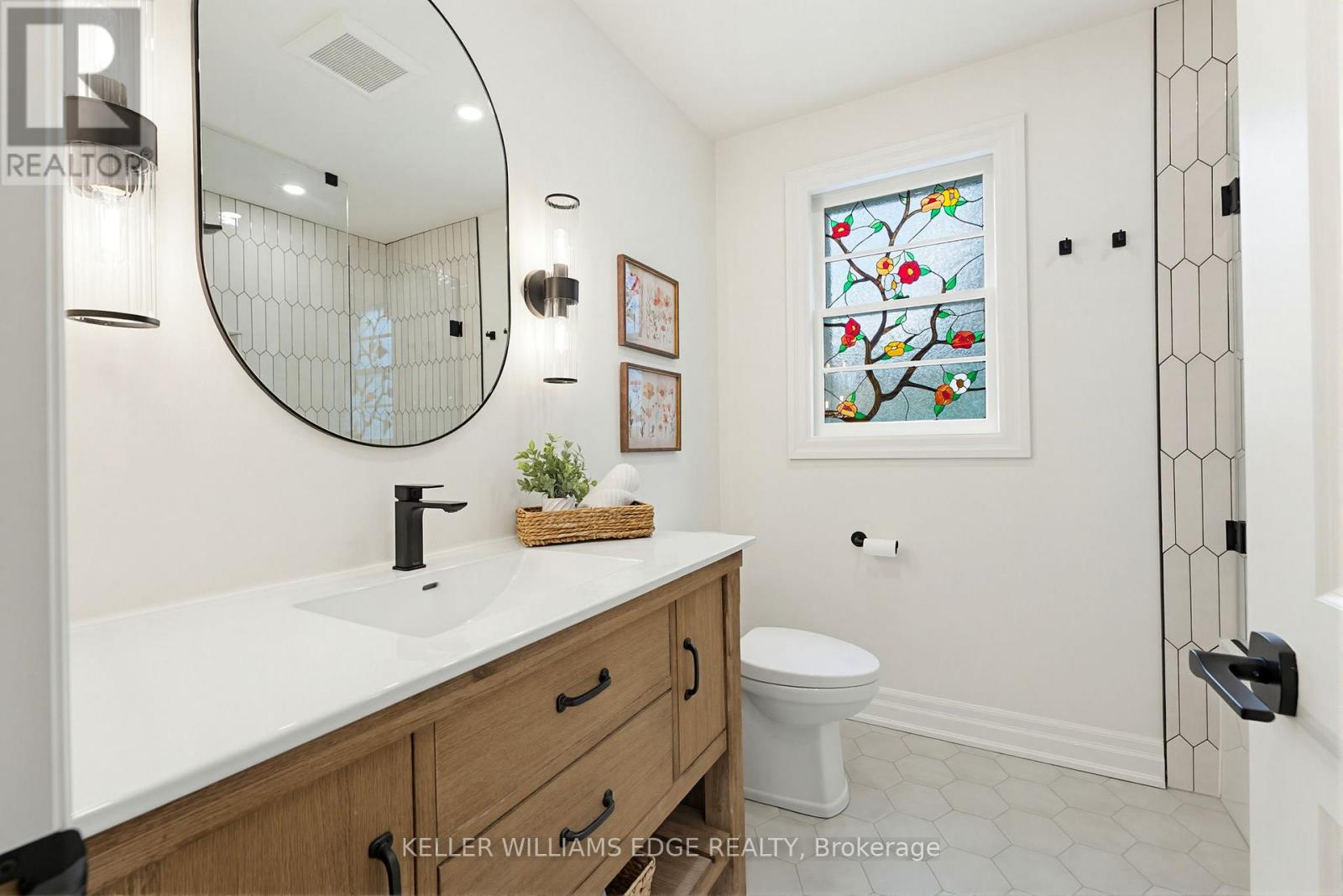 586 WOODLAND AVENUE - 21