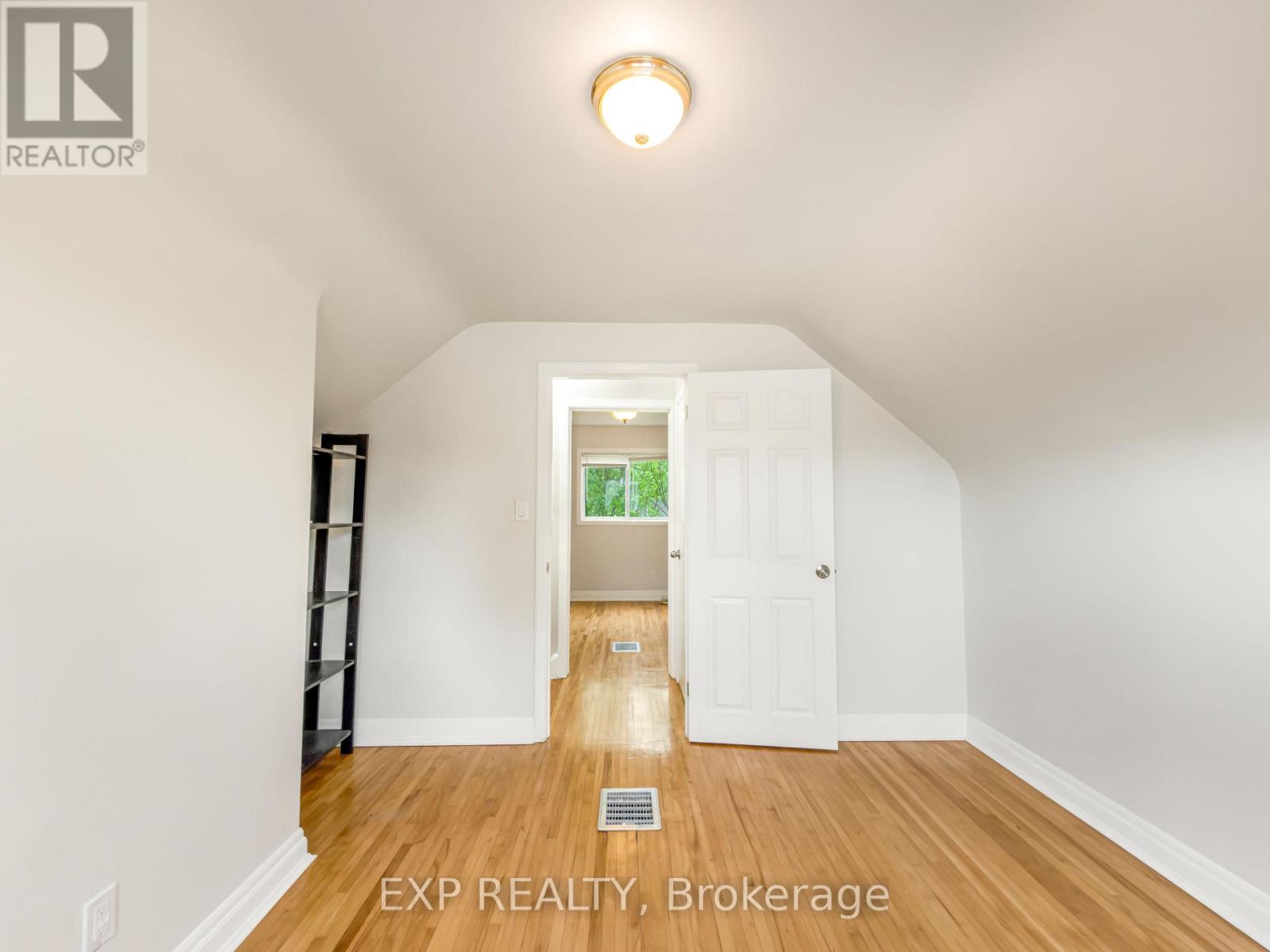 2114 GIRARDOT STREET - 20
