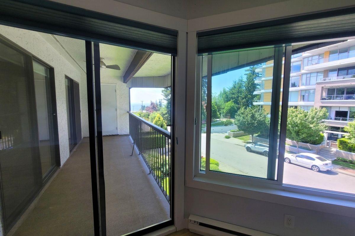 309 1520 VIDAL STREET, White Rock