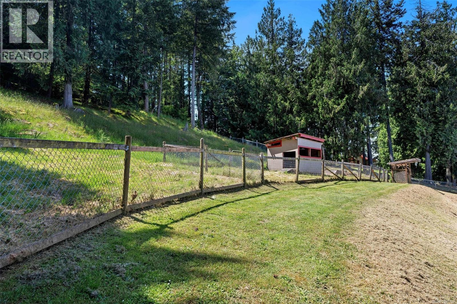 846 Aros Rd - 26