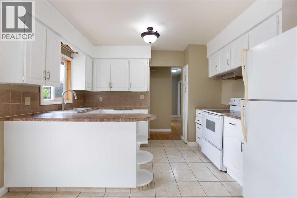 920 41 Street SE - 15