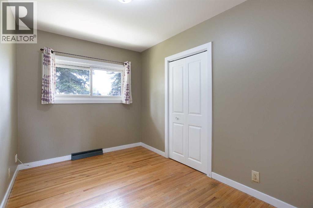 920 41 Street SE - 27