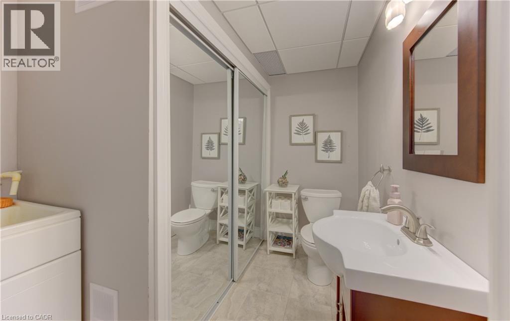 10 BOSWORTH Crescent - 23