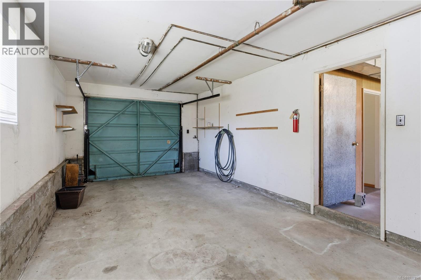  4021 Magdelin Street, Saanich