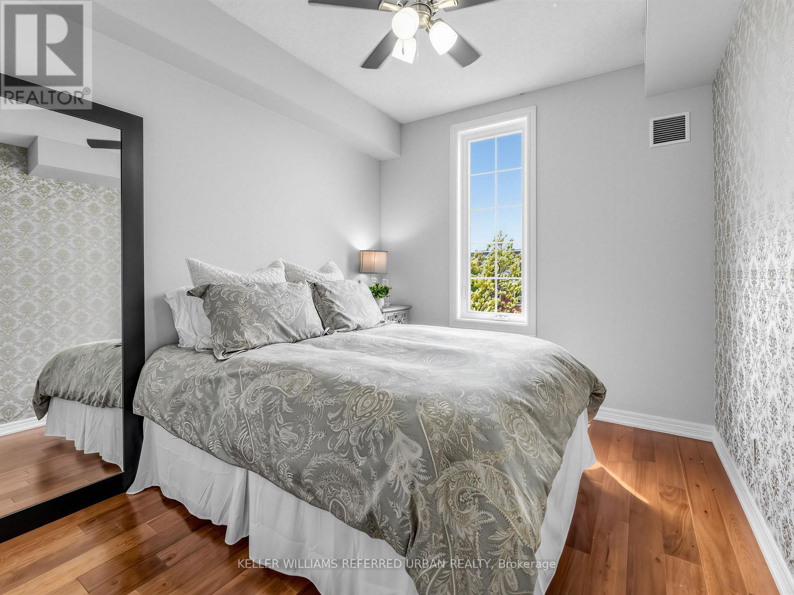 #406 2301 PARKHAVEN BOULEVARD - 24