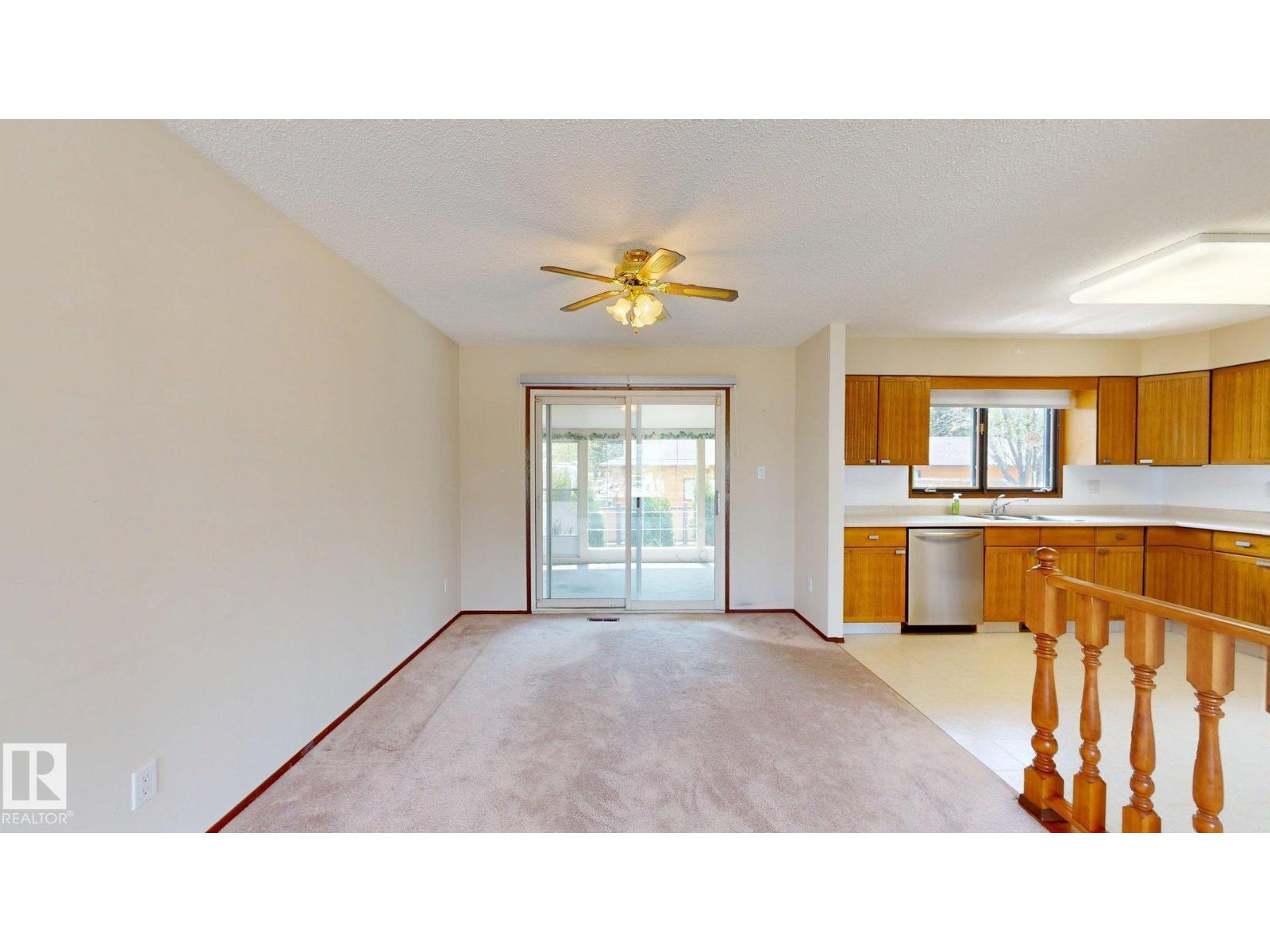 4521 42 AV — photo 11
