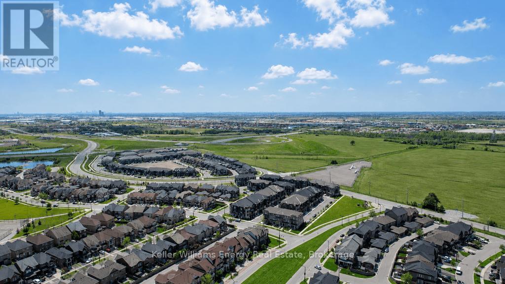 270 KINCARDINE STREET - 44