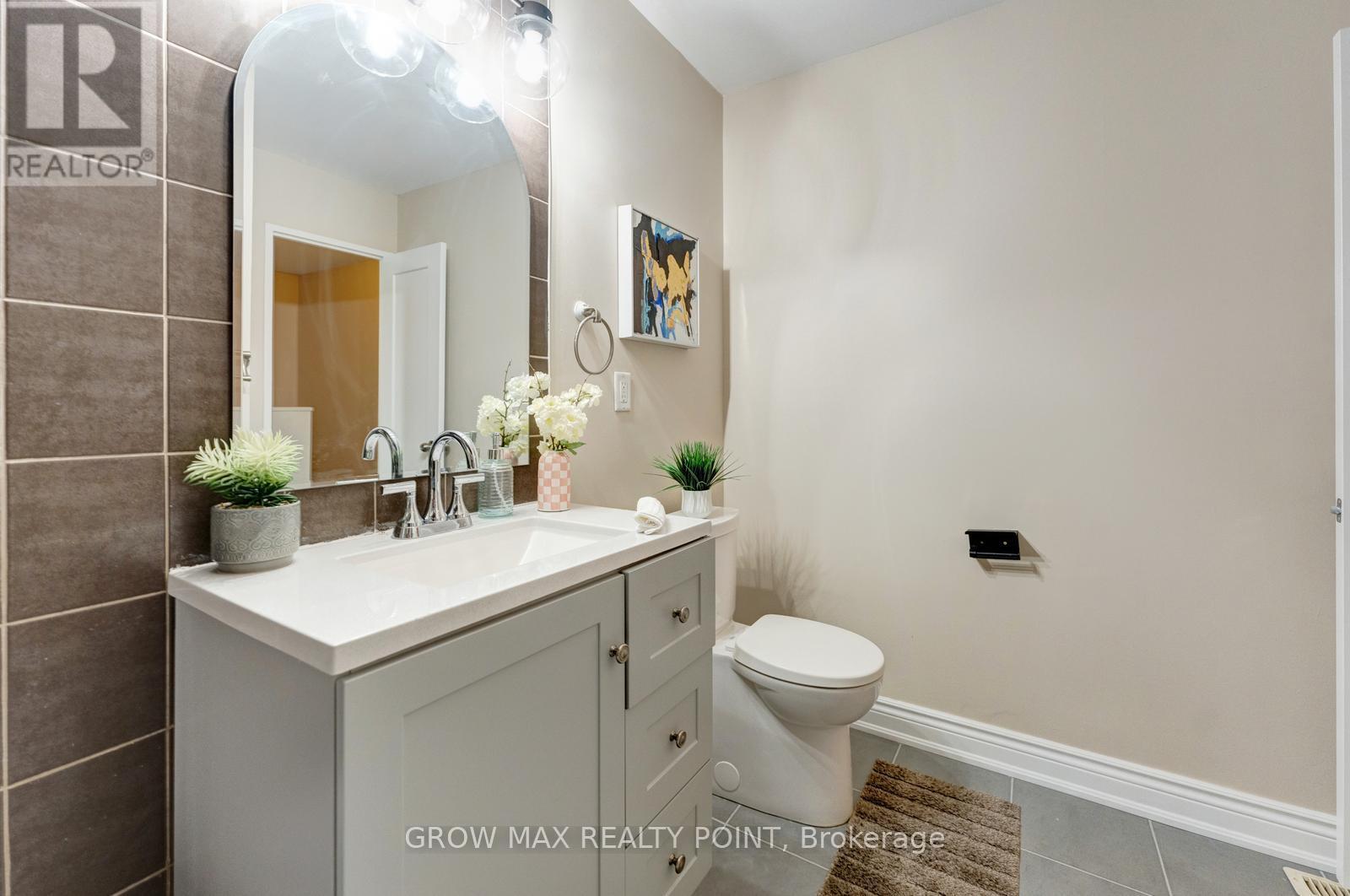 36 BRAMHALL CIRCLE - 24