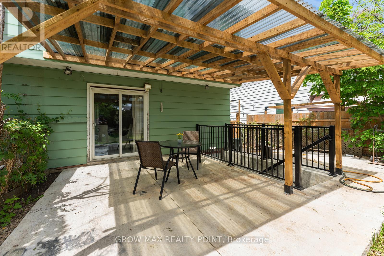 36 BRAMHALL CIRCLE - 38