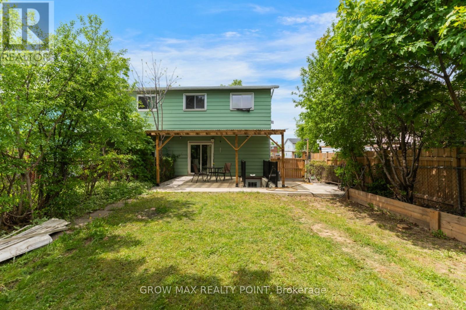 36 BRAMHALL CIRCLE - 40