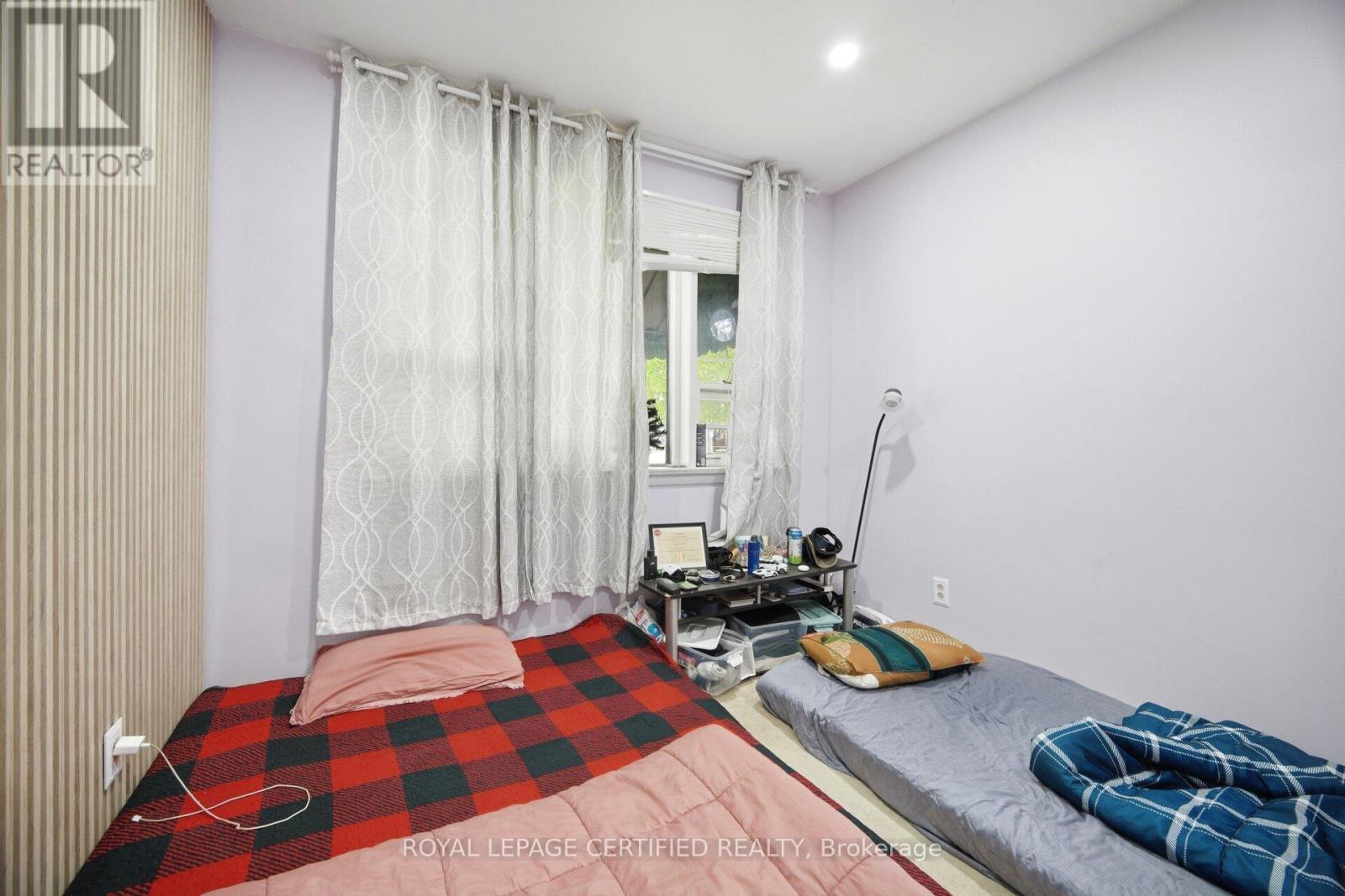 57 BRISCO STREET - 32