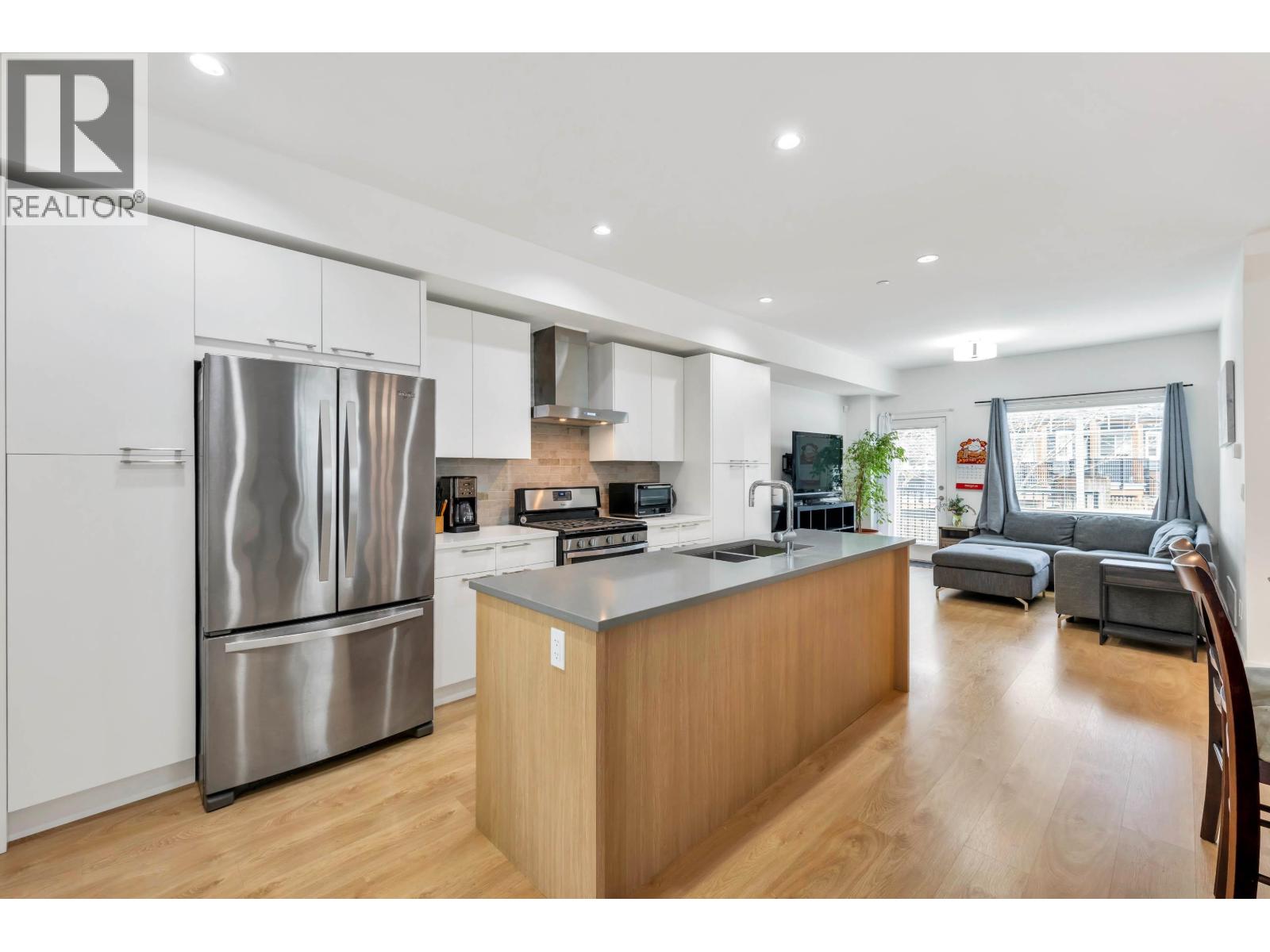 22 22810 113 AVENUE, Maple Ridge