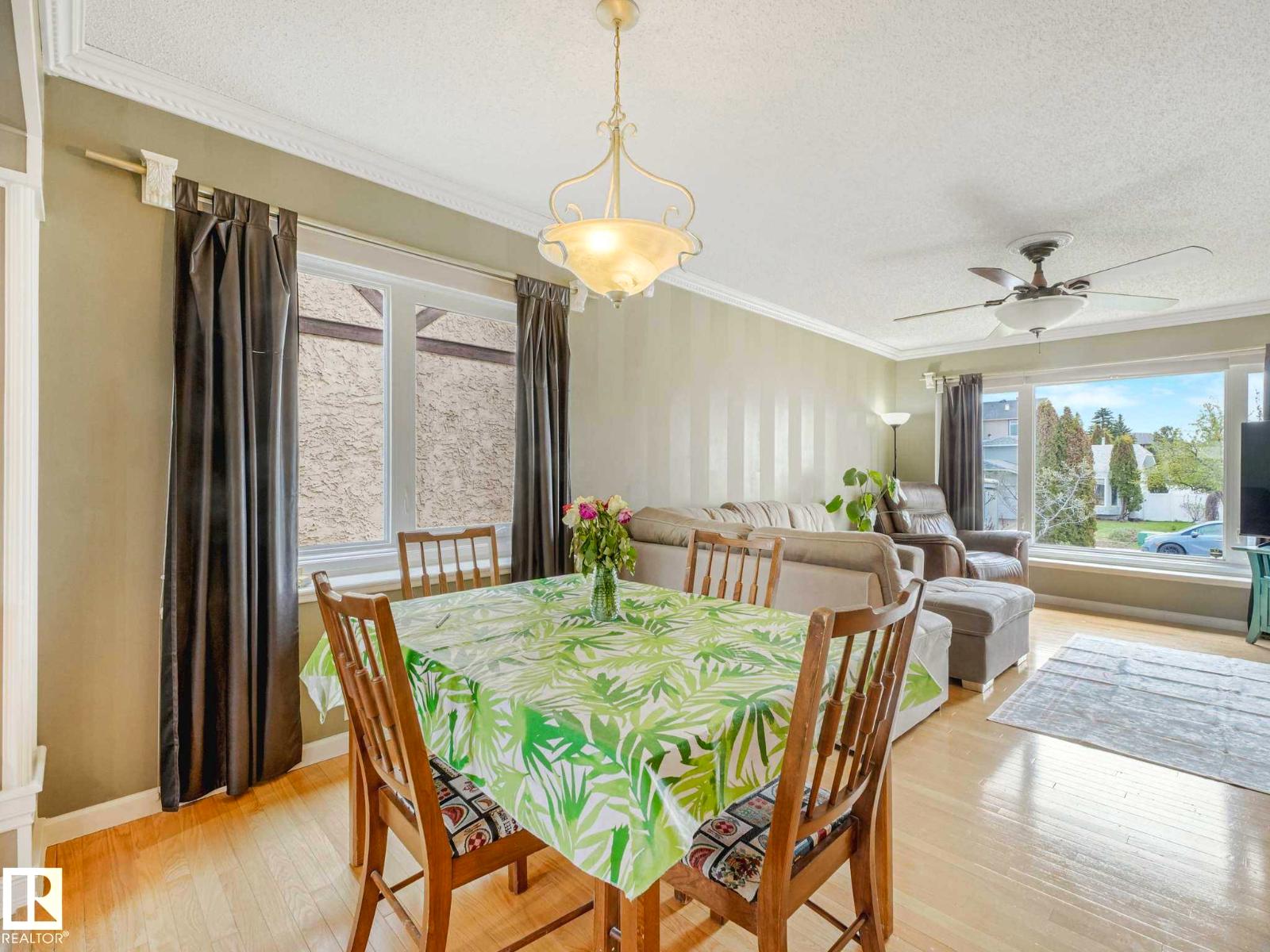 4504 29 AV NW - 14