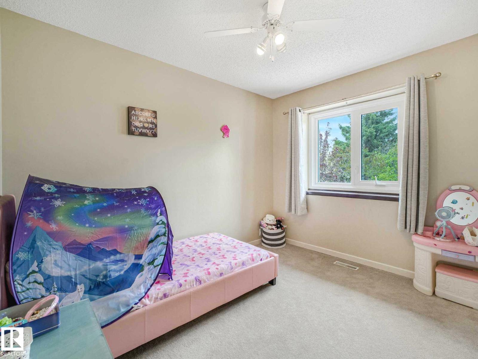 4504 29 AV NW - 33