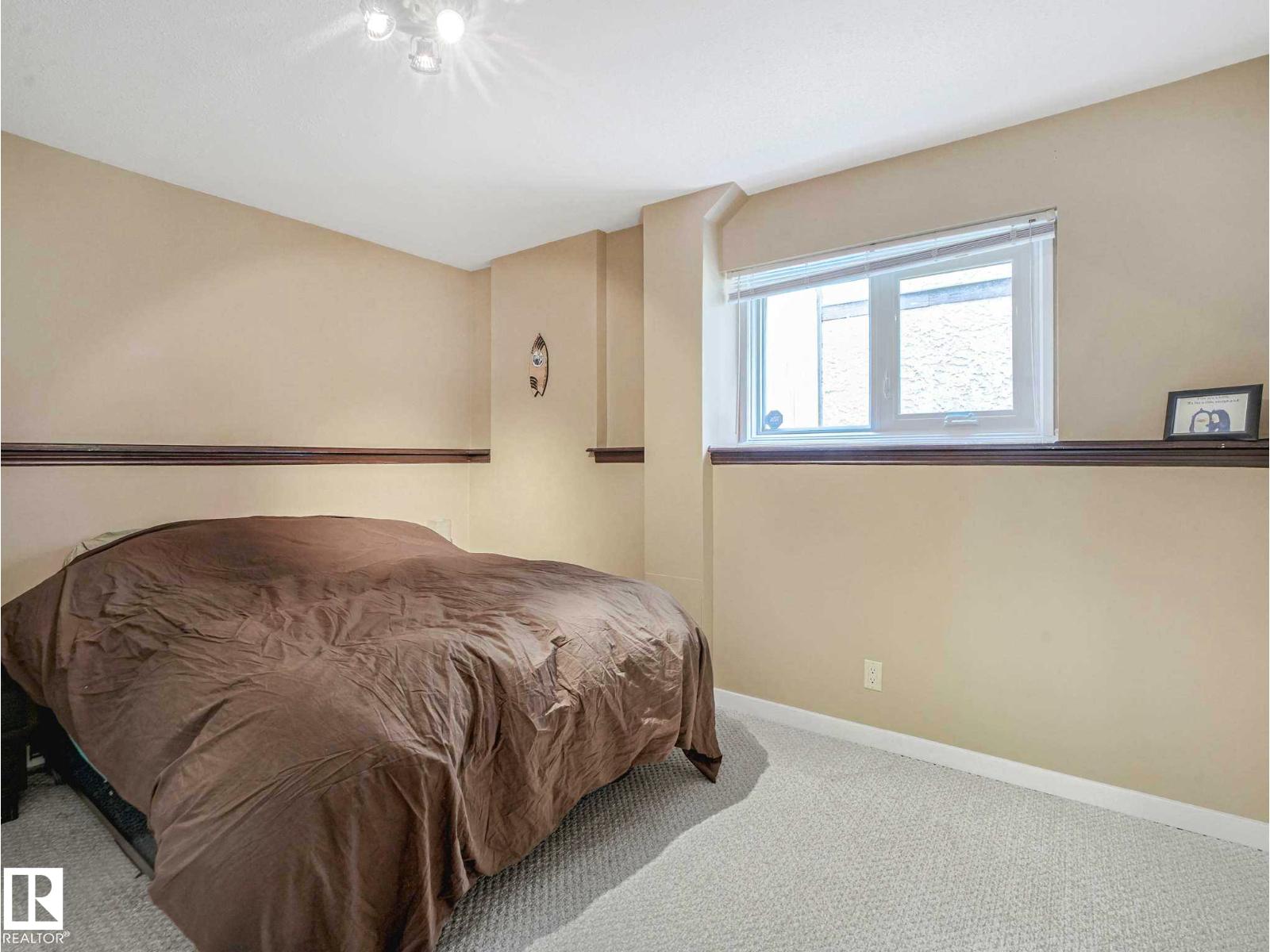 4504 29 AV NW - 50
