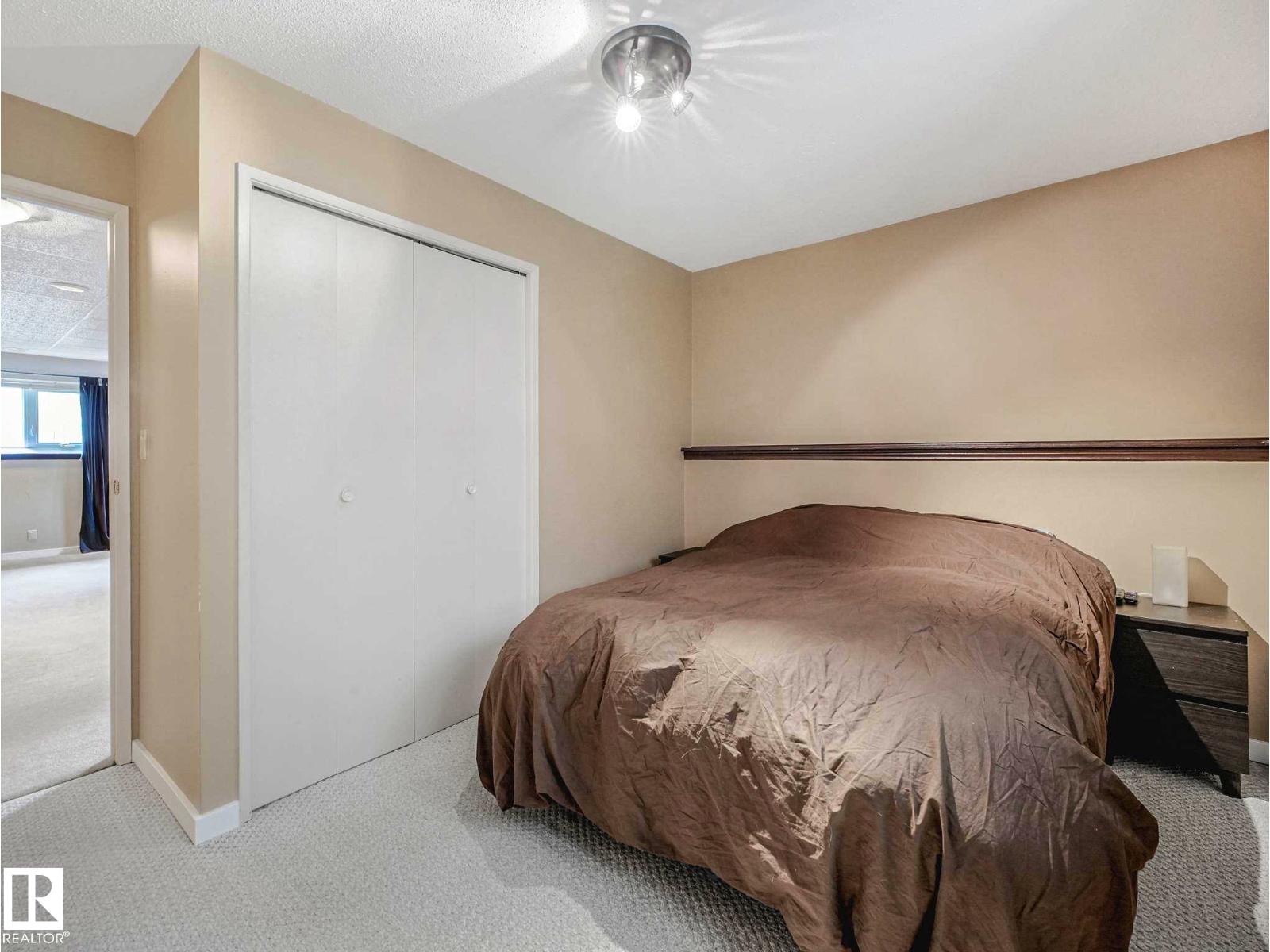 4504 29 AV NW - 51