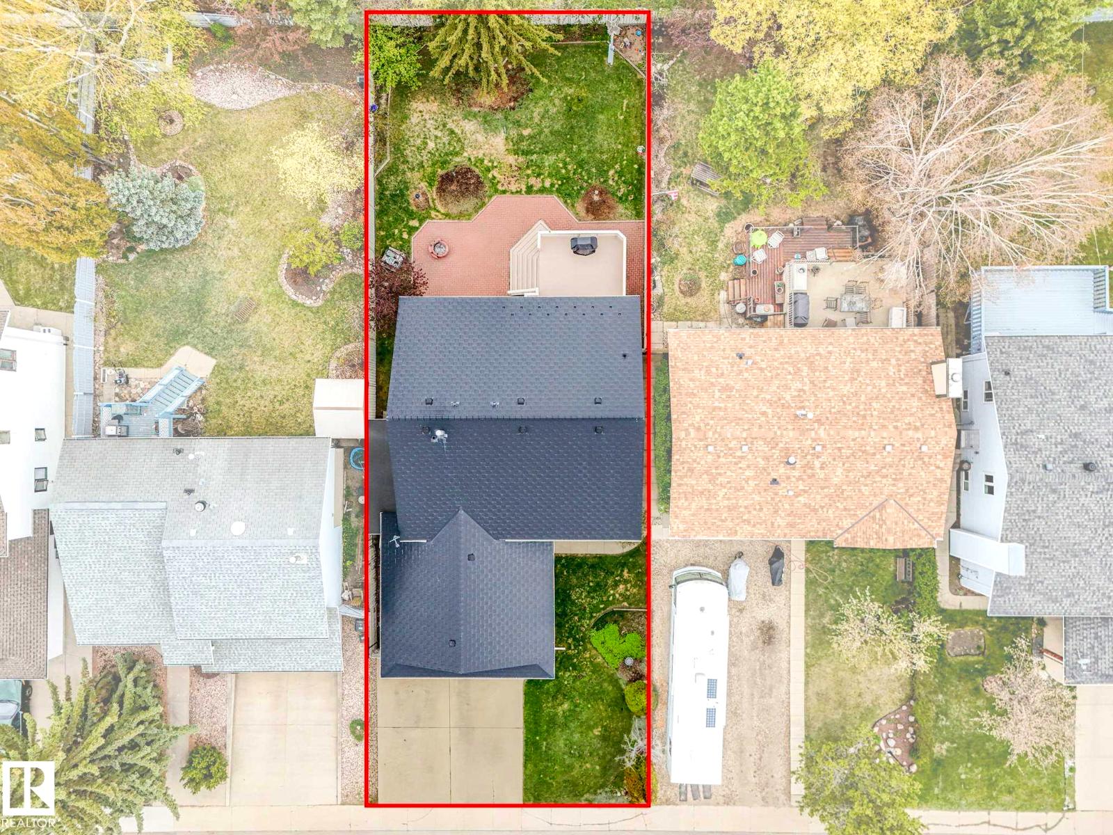 4504 29 AV NW - 52