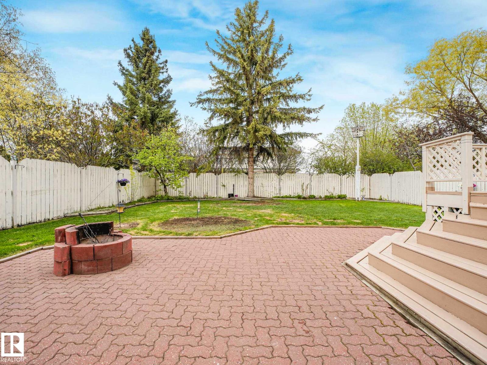 4504 29 AV NW - 60