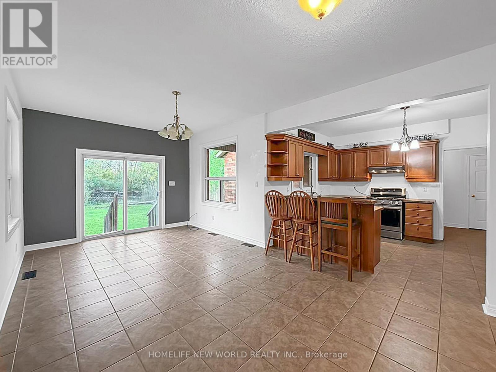 3370 RAVENSHOE ROAD - 7