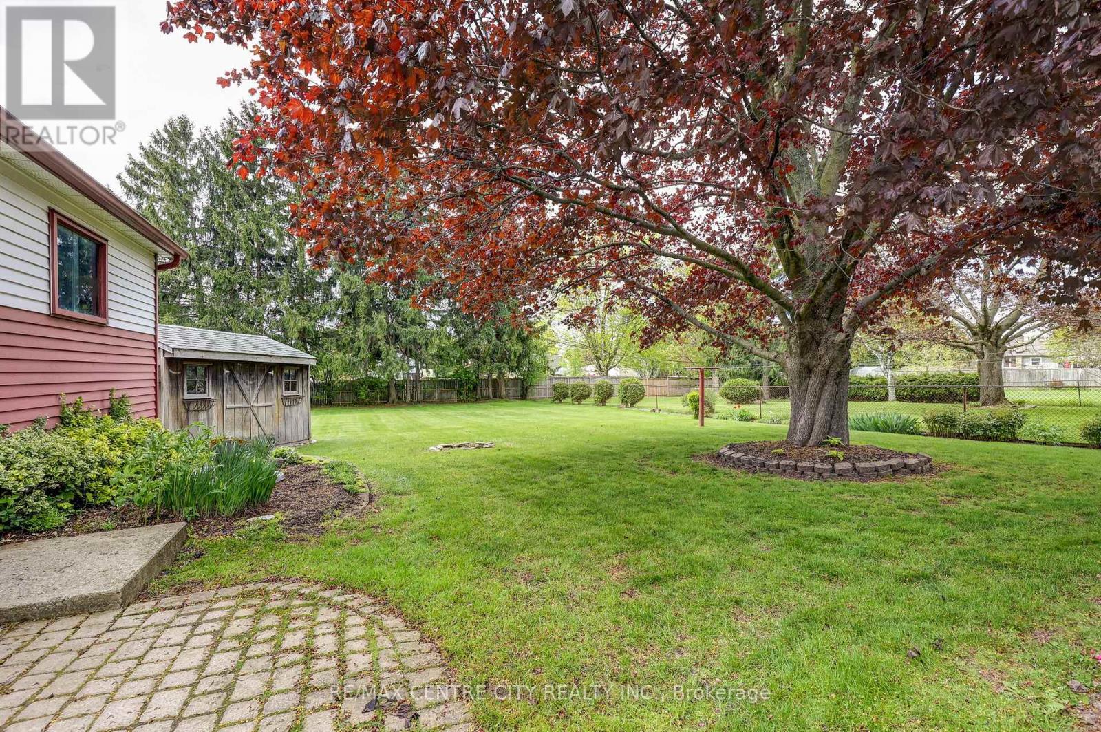 8 PATRICIA STREET - 8