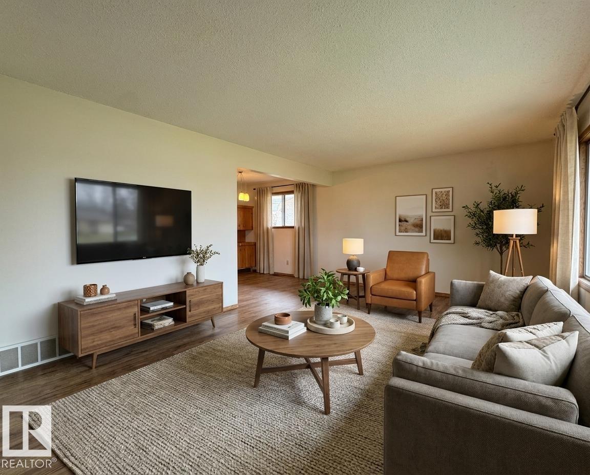 5707 90 AV NW - Image 2