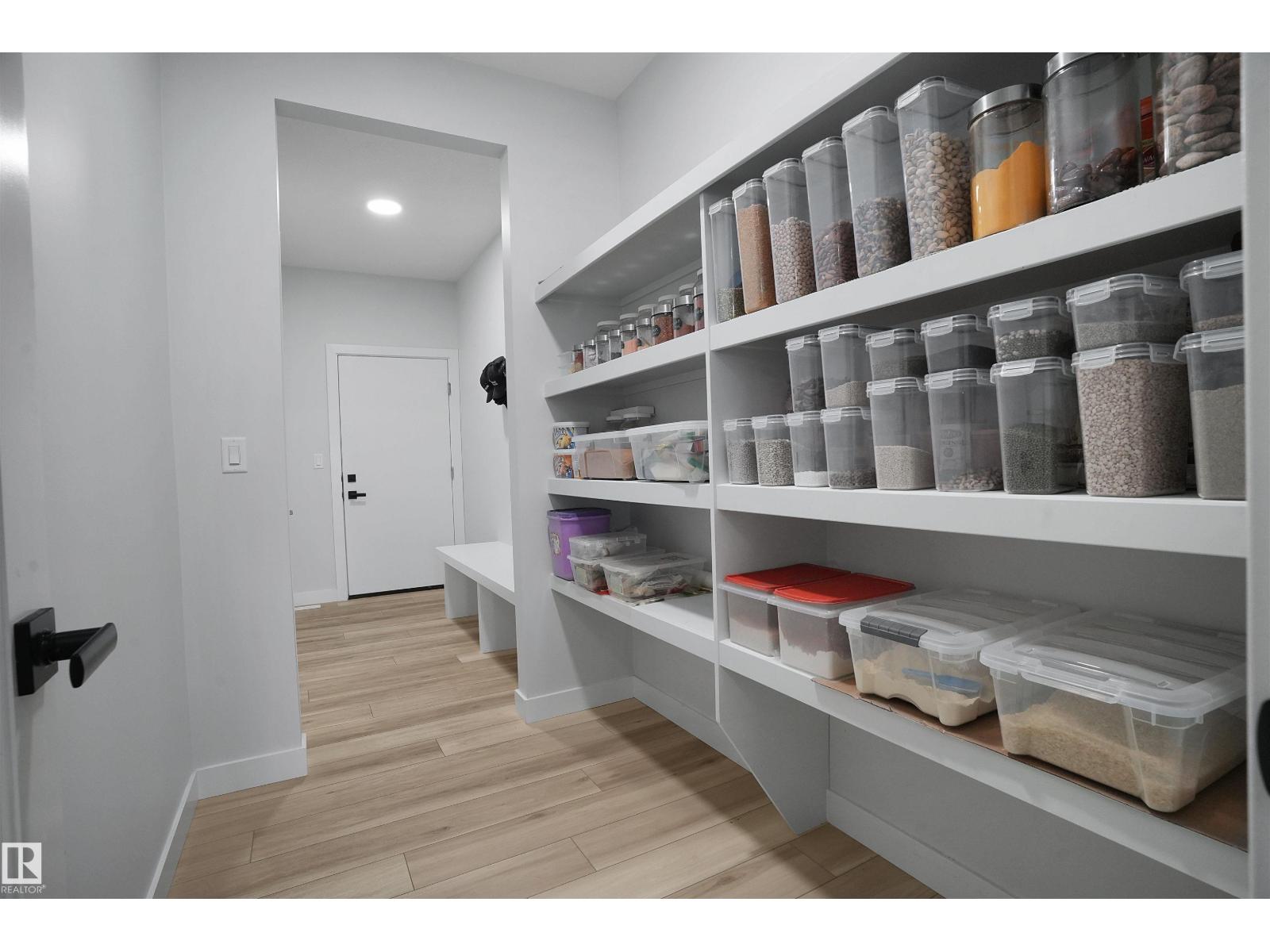 1664 27 ST NW - 31