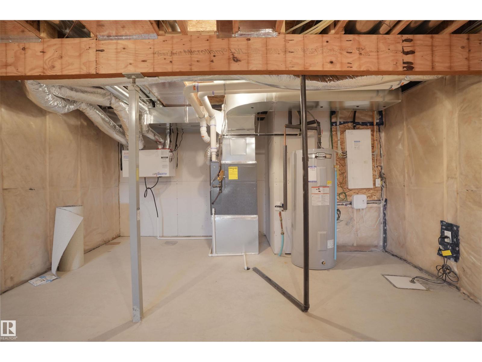 1664 27 ST NW - 50