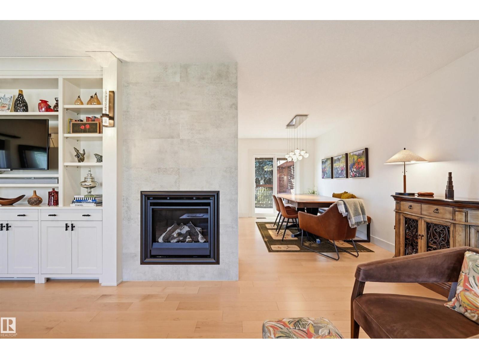 14631 88 AV NW - 11