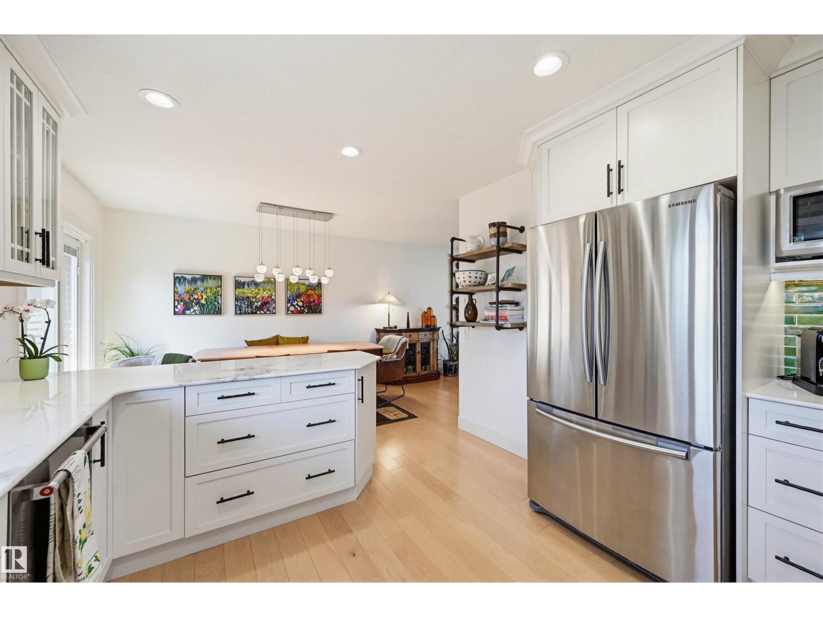 14631 88 AV NW - 20